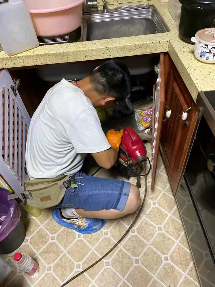 和龙通下水道